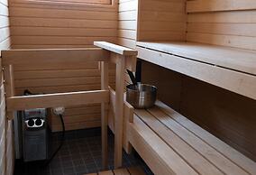 2ndhomes Gorgeous 2-story Home w Sauna