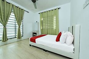 OYO HOME 90682 Liliz Mambang Farmstay