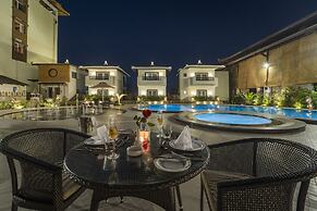 Shyama Sarovar Portico