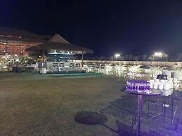 Shyama Sarovar Portico