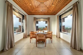 Shyama Sarovar Portico