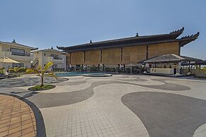 Shyama Sarovar Portico