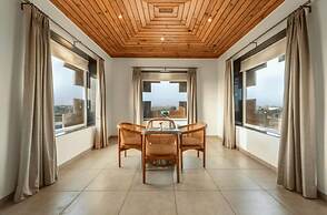 Shyama Sarovar Portico