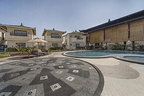 Shyama Sarovar Portico