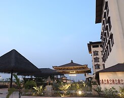 Shyama Sarovar Portico