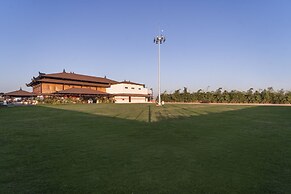 Shyama Sarovar Portico