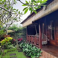 Shivananda Antique Villas by EPS