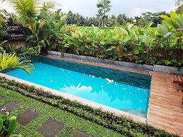 Shivananda Antique Villas by EPS