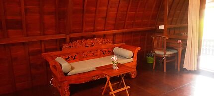 Shivananda Antique Villas by EPS