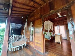 Shivananda Antique Villas by EPS