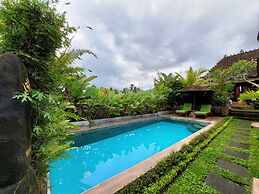 Shivananda Antique Villas by EPS