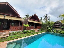 Shivananda Antique Villas by EPS