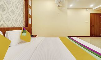 Itsy Hotels Sapphire Residency
