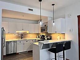 Les Eaux 227-1 by Escapades Tremblant