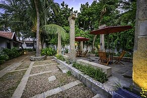 Neemrana's Coconut Alley