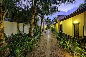 Neemrana's Coconut Alley