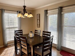 Mountain Rooster Inn