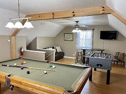 Mountain Rooster Inn