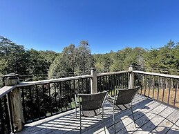 Mountain Rooster Inn