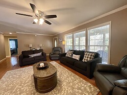 Mountain Rooster Inn