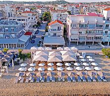 Eantos Studios and Suites