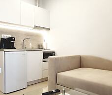 Eantos Studios and Suites