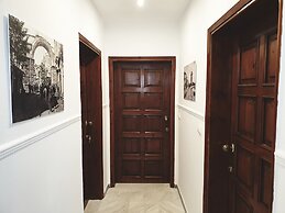 Eantos Studios and Suites