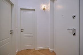 Salve Luxury Apartment by Litto