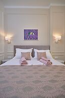 Salve Luxury Apartment by Litto