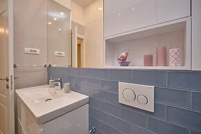 Salve Luxury Apartment by Litto