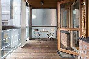 2ndhomes Deluxe Apt w Sauna & Balcony