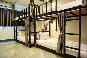 KOKO Hostel- Adults Only