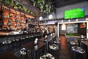 KOKO Hostel- Adults Only