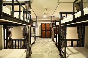 KOKO Hostel- Adults Only