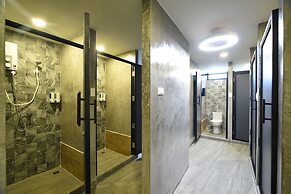 KOKO Hostel- Adults Only