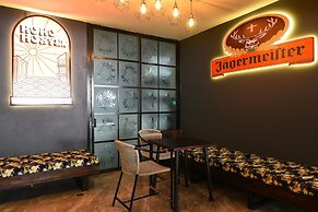 KOKO Hostel- Adults Only