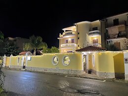 Nicole House