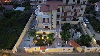 Nicole House