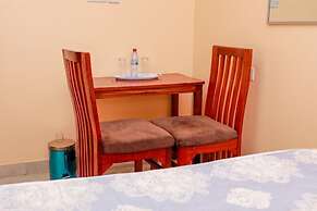 TRIPLINQ HOTEL & RESORT