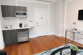 Maverick Suites at 89 Marion