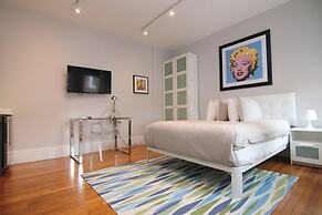 Maverick Suites at 89 Marion