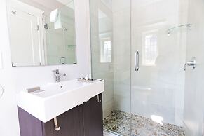 Maverick Suites at 89 Marion