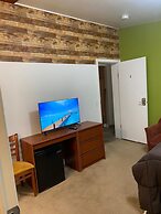 6 Plex Rental