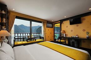 Nostalgia Halong Cruise