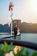 Nostalgia Halong Cruise