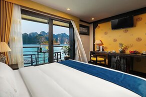 Nostalgia Halong Cruise