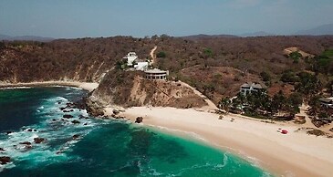 Centro Sati Bungalows