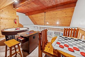 Sugar Bear Mountain Hideaway