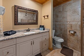 Sugar Bear Mountain Hideaway