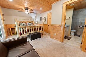 Sugar Bear Mountain Hideaway